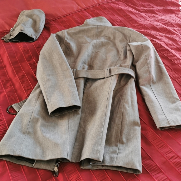 Kristen Blake Jacket - Picture 3 of 14